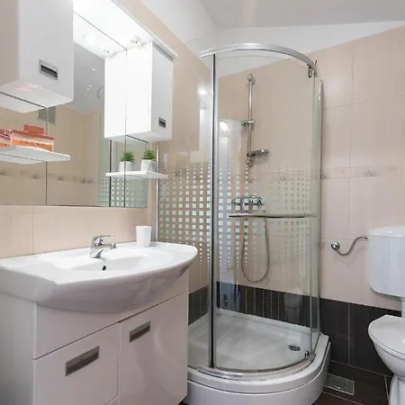 Olea Apartment *
